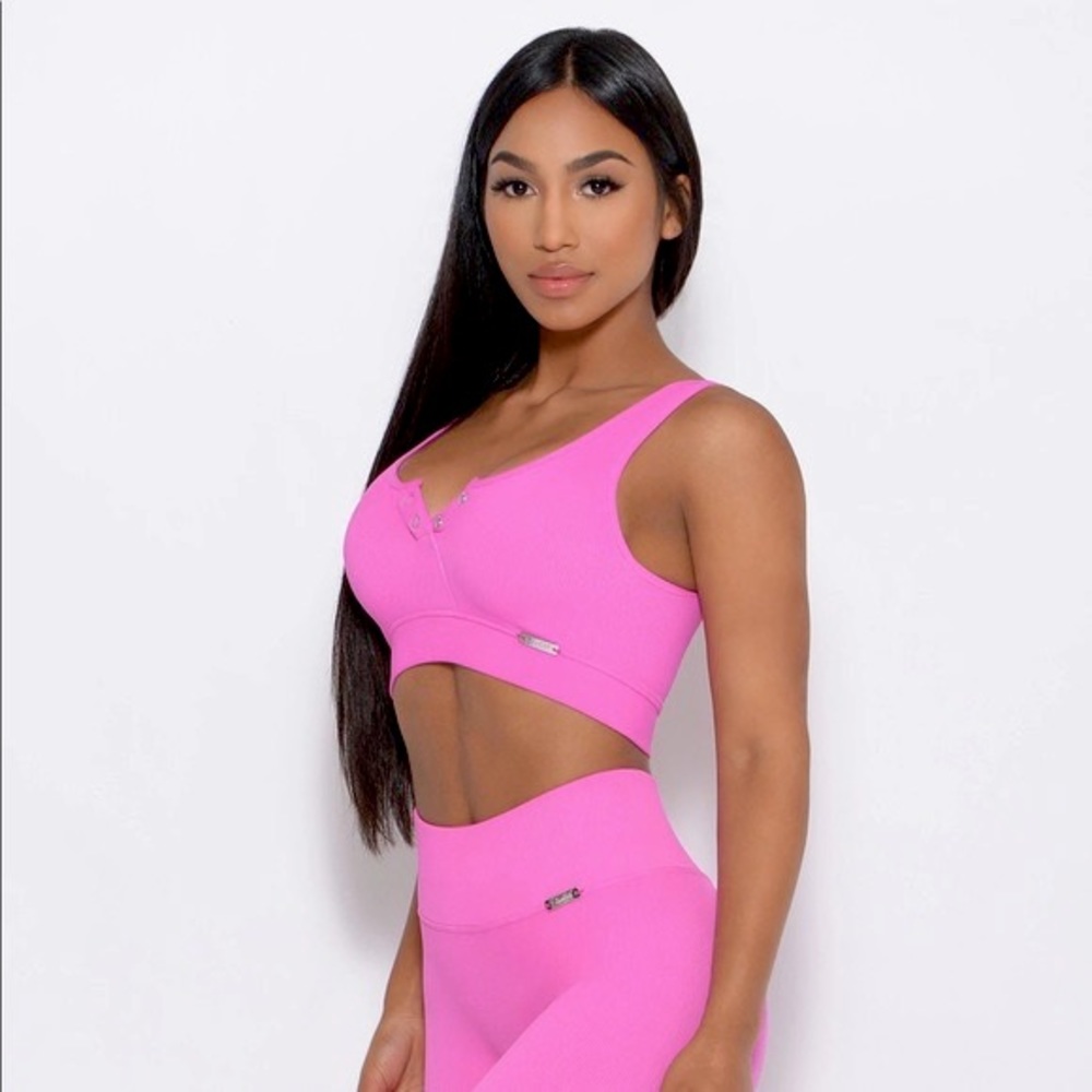 Bombshell Sportswear Inspire Seamless Snap Bra — Hot Pink